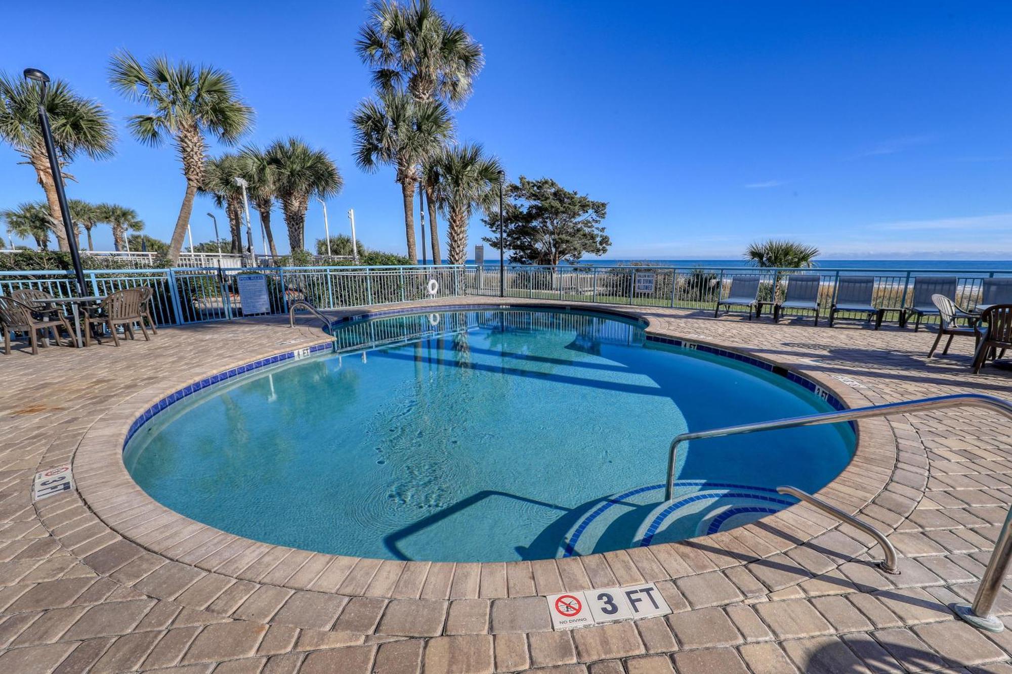 Villa 1604 N Ocean Blvd, 0703 - Ocean Front Sleeps 6 à Myrtle Beach Extérieur photo